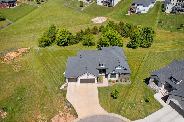 5961 S Doubletree Court, Springfield, MO 65810