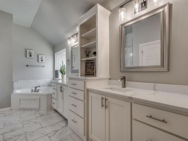 2608 Summit Crossing Parkway, Norman, OK 73071