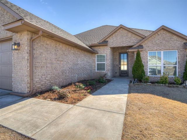 2608 Summit Crossing Parkway, Norman, OK 73071