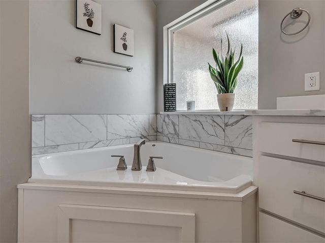 2608 Summit Crossing Parkway, Norman, OK 73071