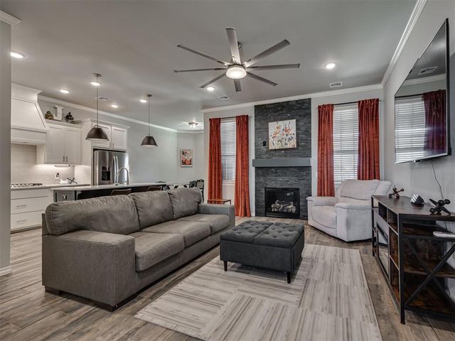 2608 Summit Crossing Parkway, Norman, OK 73071