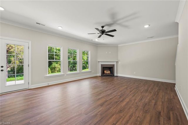 1920 Wild Rosewood Way, Winston-salem, NC 27103