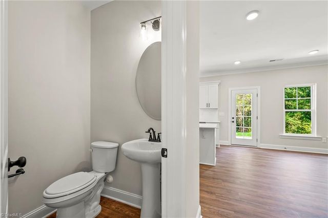 1920 Wild Rosewood Way, Winston-salem, NC 27103