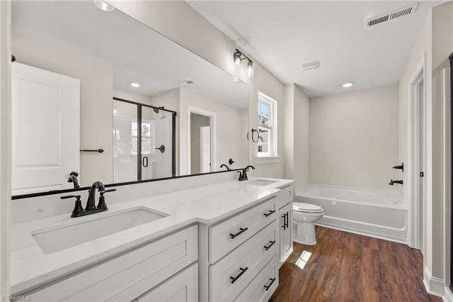 1920 Wild Rosewood Way, Winston-salem, NC 27103