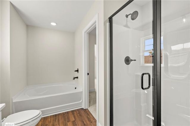 1920 Wild Rosewood Way, Winston-salem, NC 27103