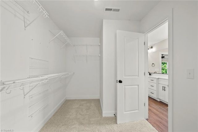 1920 Wild Rosewood Way, Winston-salem, NC 27103