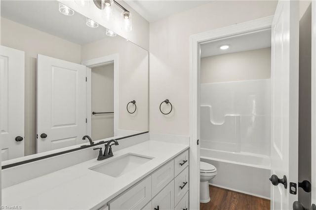 1920 Wild Rosewood Way, Winston-salem, NC 27103