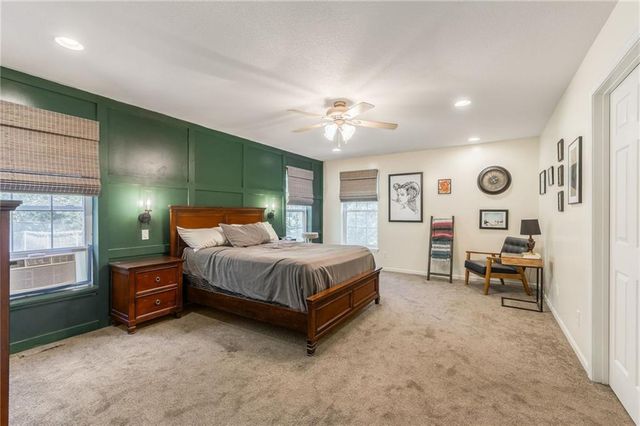 2906 NE Russell Road, Kansas City, MO 64117