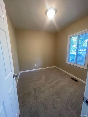 144 N Ford Boulevard, Ypsilanti Charter Township, MI 48198