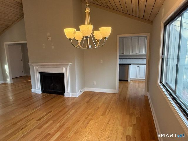 86 South Trail A, Stratford, CT 06614