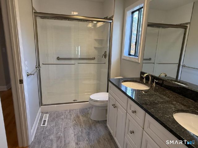 86 South Trail A, Stratford, CT 06614