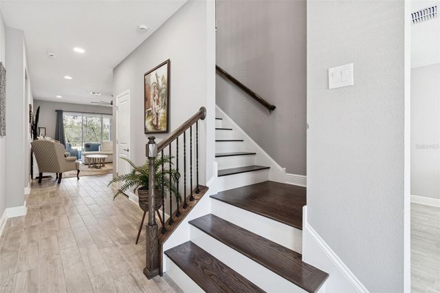 19328 EAGLE CREEK LANE, Tampa, FL 33647