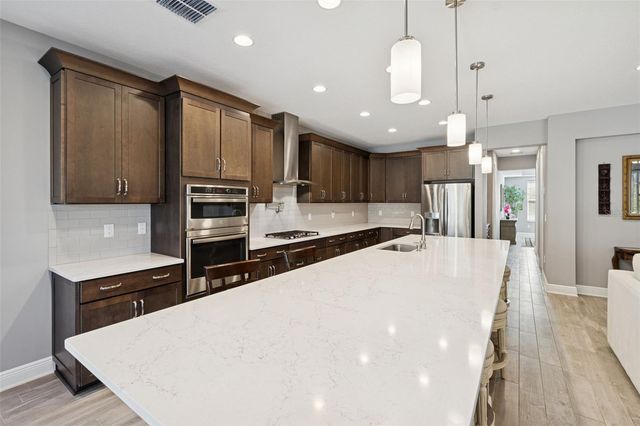 19328 EAGLE CREEK LANE, Tampa, FL 33647