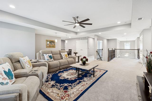 19328 EAGLE CREEK LANE, Tampa, FL 33647