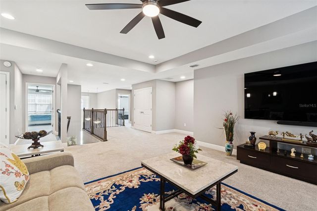 19328 EAGLE CREEK LANE, Tampa, FL 33647