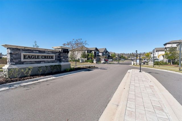 19328 EAGLE CREEK LANE, Tampa, FL 33647