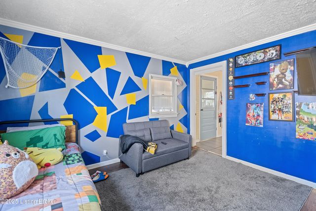 4905 S 5th St, Louisville, KY 40214