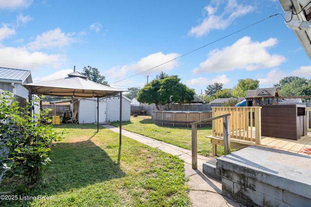 4905 S 5th St, Louisville, KY 40214