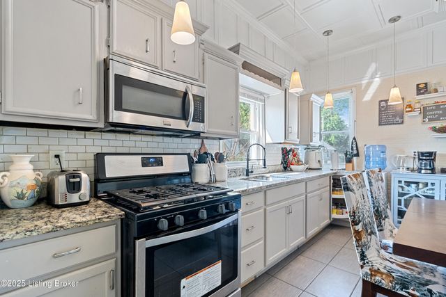 4905 S 5th St, Louisville, KY 40214