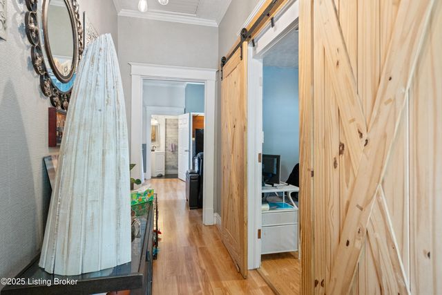 4905 S 5th St, Louisville, KY 40214