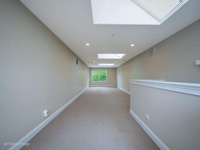325 Ruby Street, Clarendon Hills, IL 60514