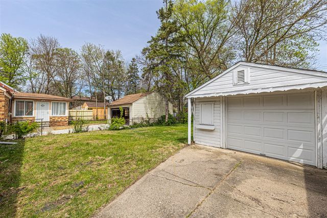 18484 Warwick Street, Detroit, MI 48219