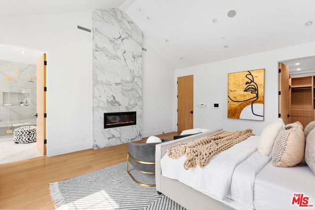 2565 Patricia Avenue, Los Angeles, CA 90064