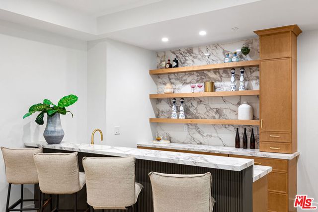 2565 Patricia Avenue, Los Angeles, CA 90064