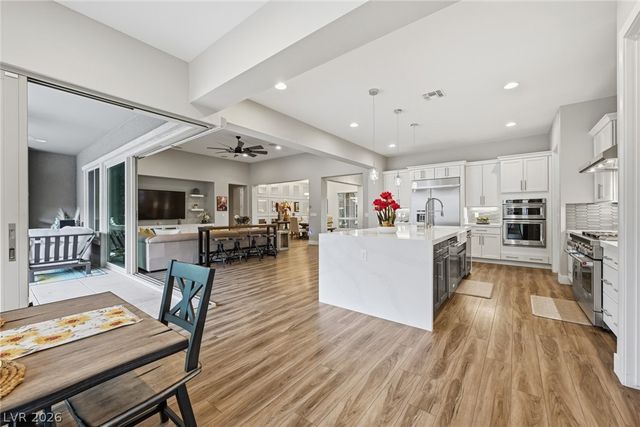 3101 Reverence Heights Lane, Las Vegas, NV 89138