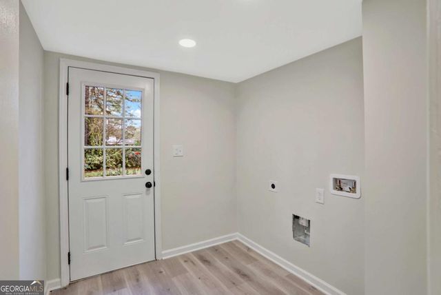 2906 Cartwright Drive, Decatur, GA 30033