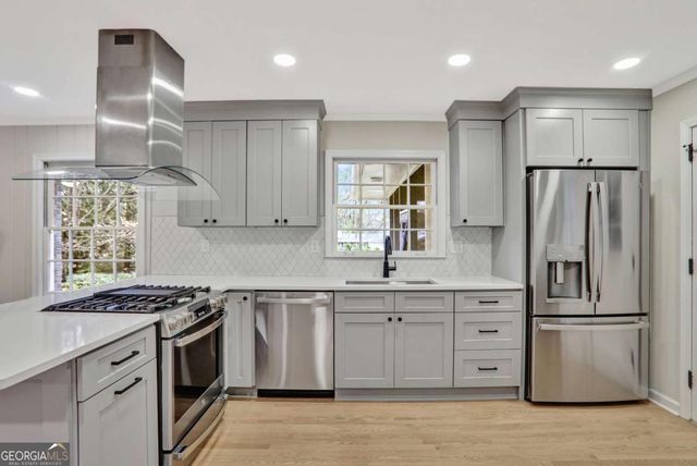 2906 Cartwright Drive, Decatur, GA 30033