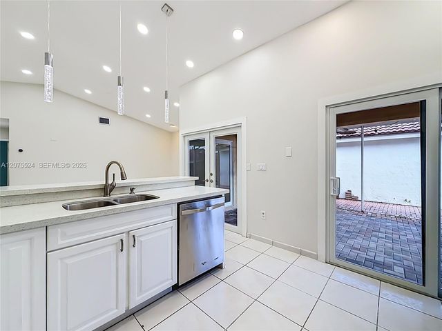 15071 S Waterford Drive 15071, Davie, FL 33331