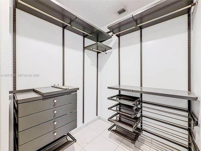 15071 S Waterford Drive 15071, Davie, FL 33331