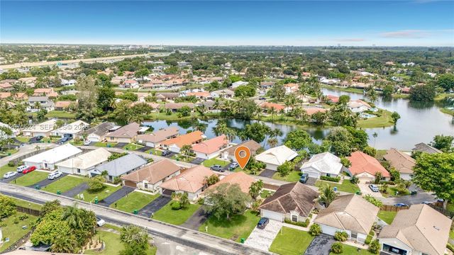 15071 S Waterford Drive 15071, Davie, FL 33331