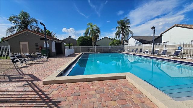 15071 S Waterford Drive 15071, Davie, FL 33331