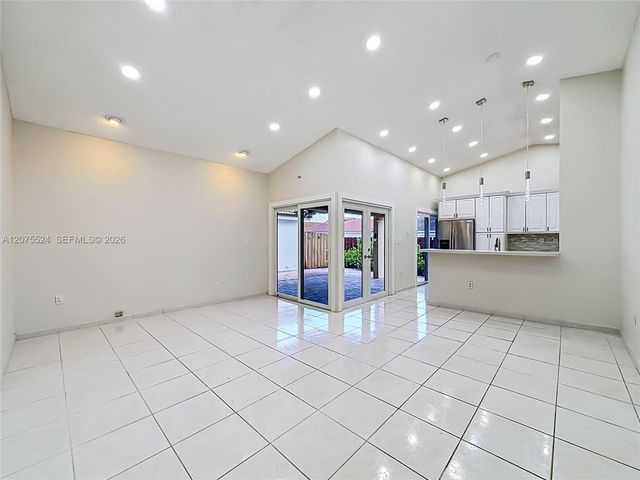 15071 S Waterford Drive 15071, Davie, FL 33331