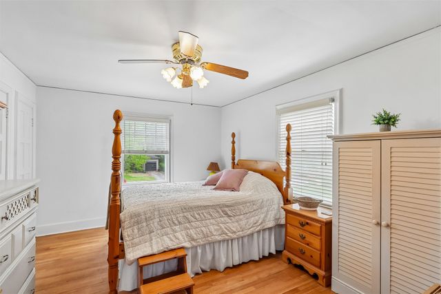 6045 N Waterbury Road, Des Moines, IA 50312