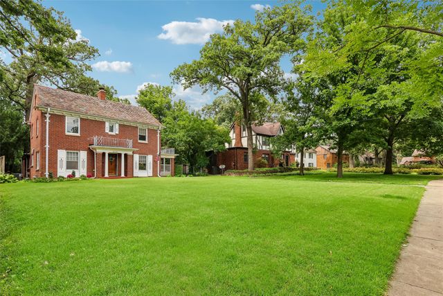 6045 N Waterbury Road, Des Moines, IA 50312