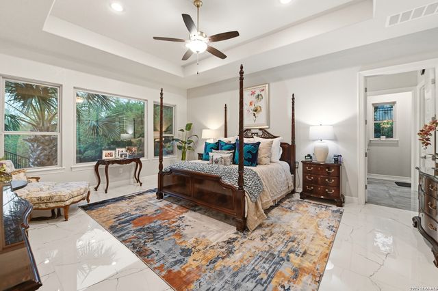 21335 Rembrandt Hl, San Antonio, TX 78256