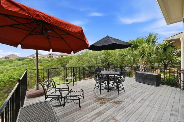 21335 Rembrandt Hl, San Antonio, TX 78256