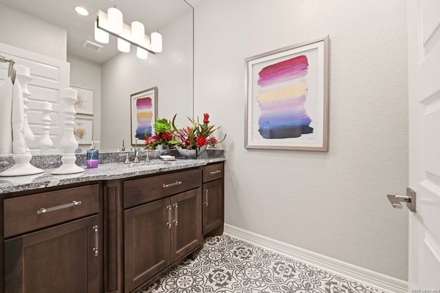 21335 Rembrandt Hl, San Antonio, TX 78256