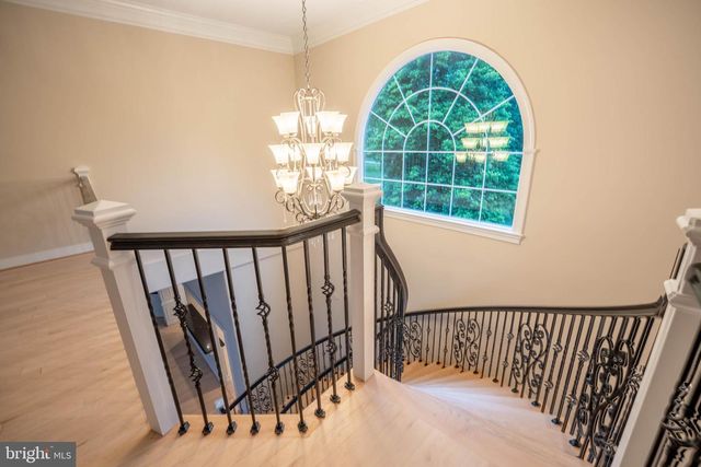 10805 GLEN RD, Potomac, MD 20854