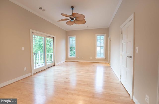 10805 GLEN RD, Potomac, MD 20854