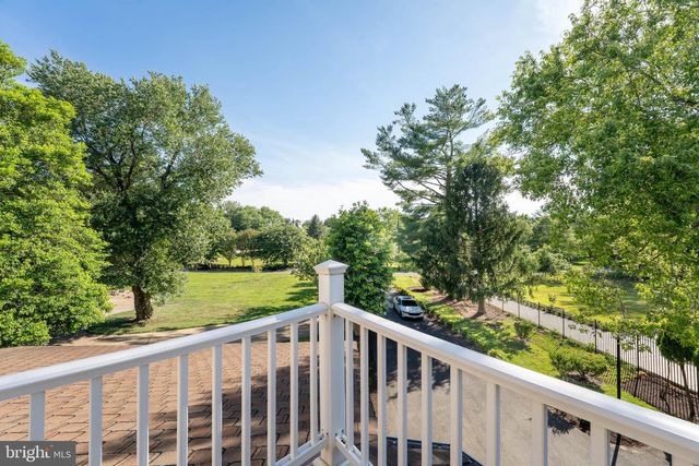 10805 GLEN RD, Potomac, MD 20854