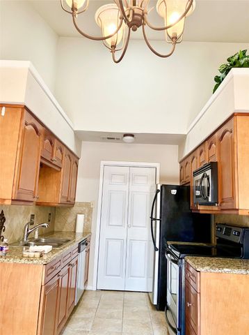 5664 Cedar Creek Drive, Benbrook, TX 76109