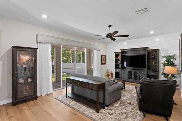 3605 W DALE AVENUE, Tampa, FL 33609