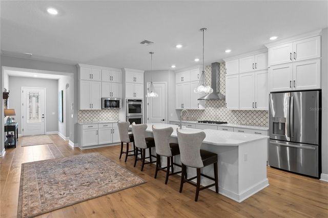 3605 W DALE AVENUE, Tampa, FL 33609