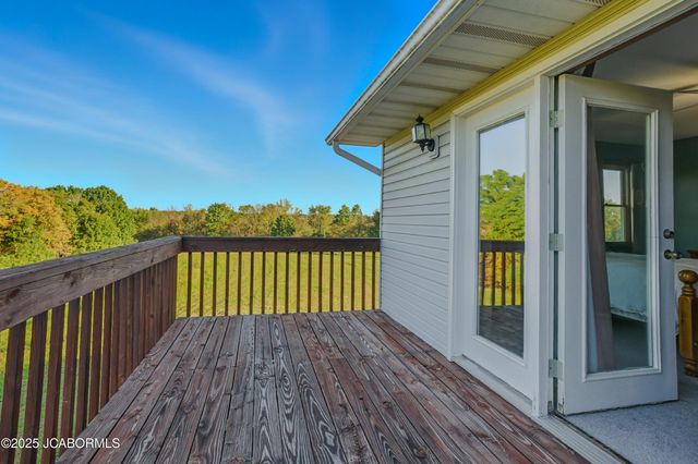 145 W CEDAR TREE LANE, Hartsburg, MO 65039