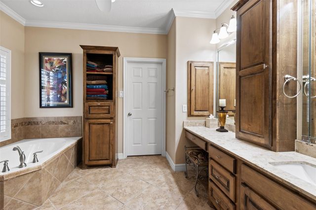 1302 Birch Street, Pearland, TX 77581
