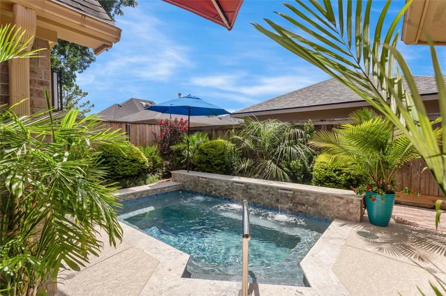 1302 Birch Street, Pearland, TX 77581